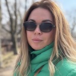 Yuliya, 40