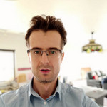 Denis, 43