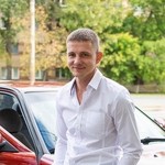 Denis, 32